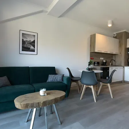 Oliwka Z Prywatnym Miejscem Postojowym * كارباش